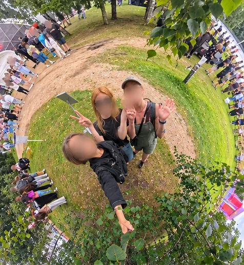 360° Tiny Planet – renginio akimirka, veidai paslėpti